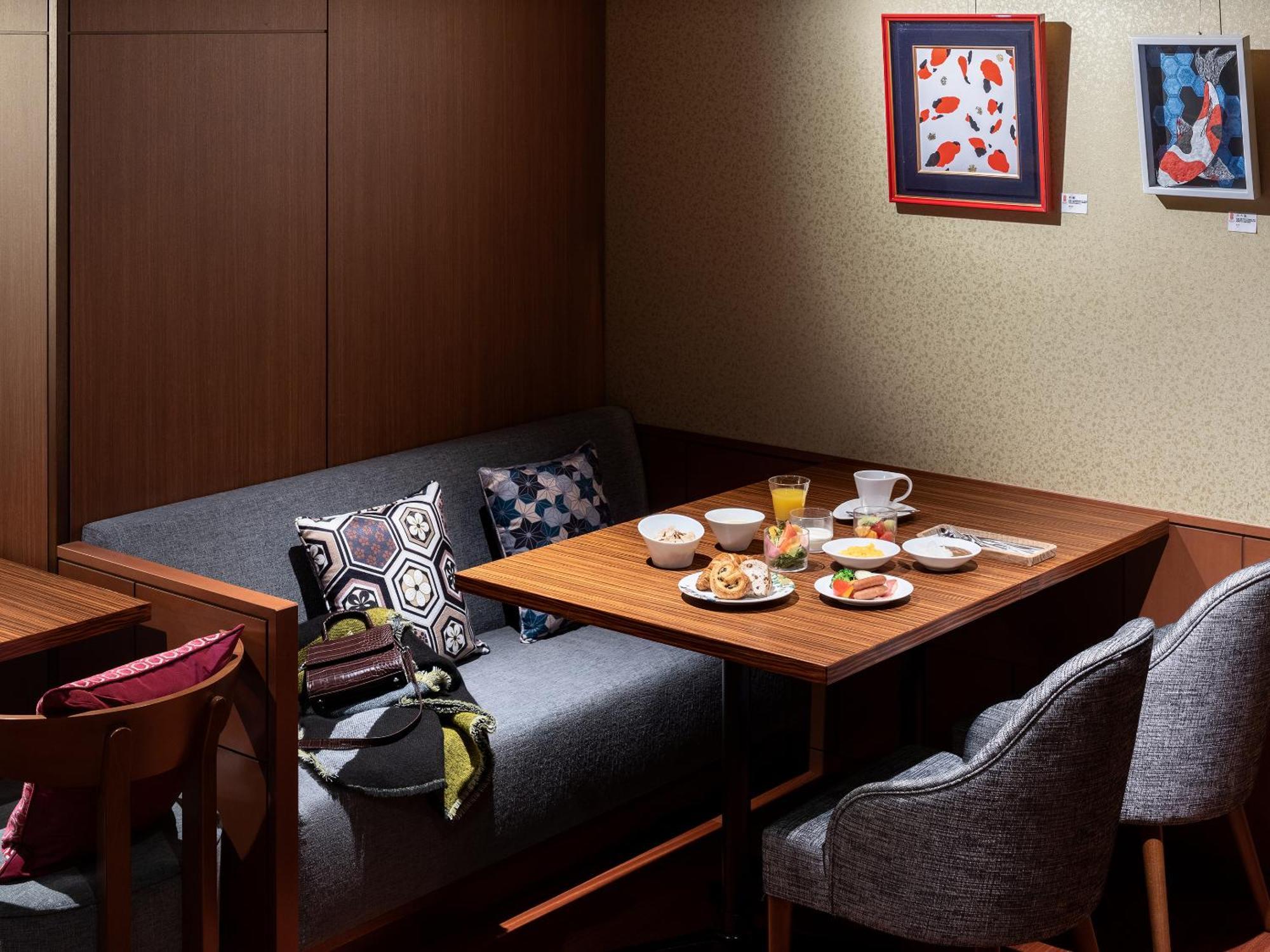 Mitsui Garden Hotel Канандзава Экстерьер фото
